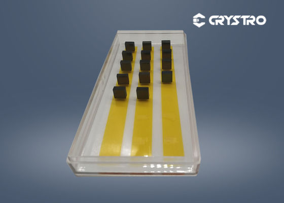 Il cromo ha verniciato il cristallo passivo di alluminio del commutatore di Ytterium Garnet Cr 4+ YAG Q